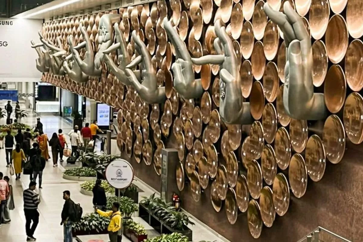 Redditor Claims He Was ‘Fooled’ By CISF Officer At Delhi Airport: ‘Had To Leave Rs 10,000 Power Bank Behind’