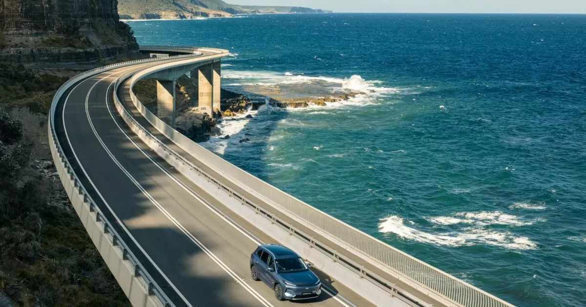 Geely Starray EM-i breaks a Guinness World Record on one of Australia’s most beautiful drives
