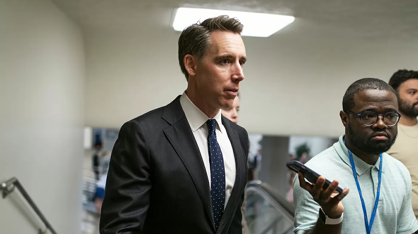 Hawley explains yes vote on war powers resolution