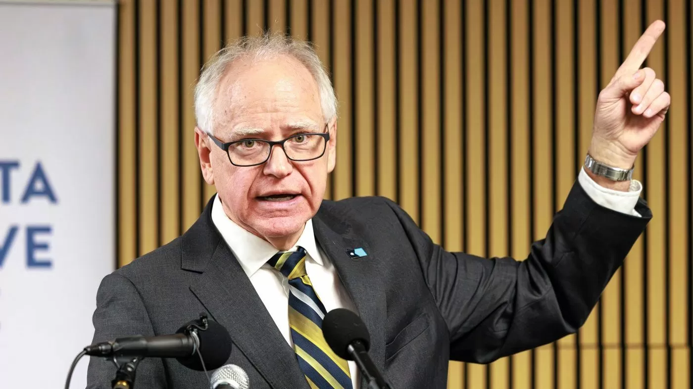 Walz puts Minnesota National Guard on alert amid protests over ICE shooting