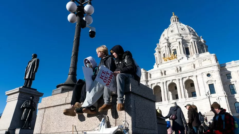Experts warn Minnesota school closures after ICE shooting will harm kids for
