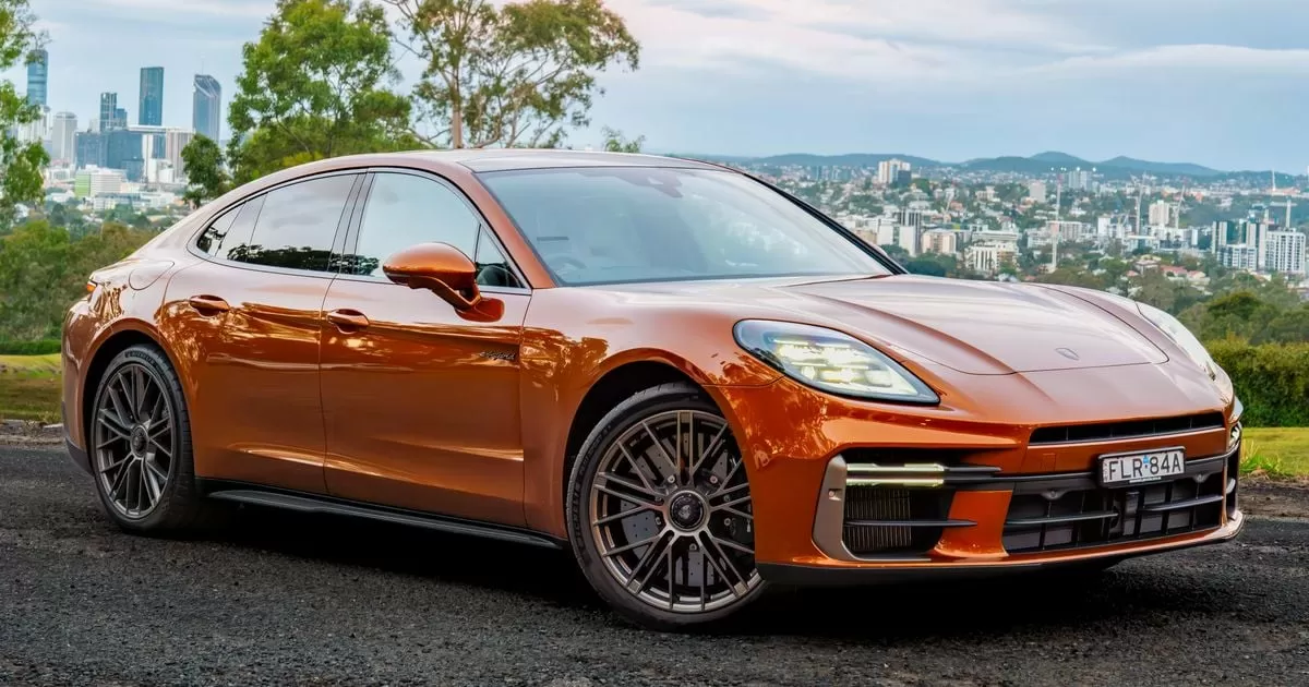 2026 Porsche Panamera Turbo S E-Hybrid review