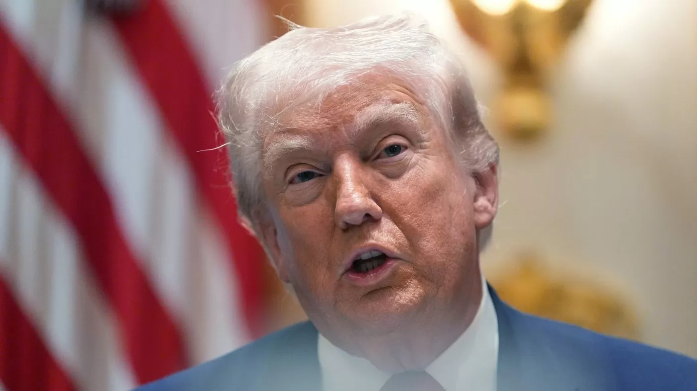Trump orders DHS to pay TSA agents during agency shutdown