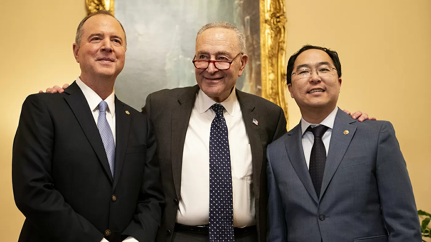 Kim sidesteps question on Schumer leadership future