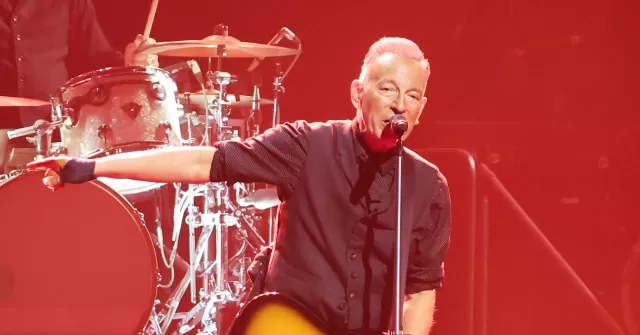 Nolte: Former Rock Star Bruce Springsteen Turns Concert into 3-Hour Anti-Trump Lecture