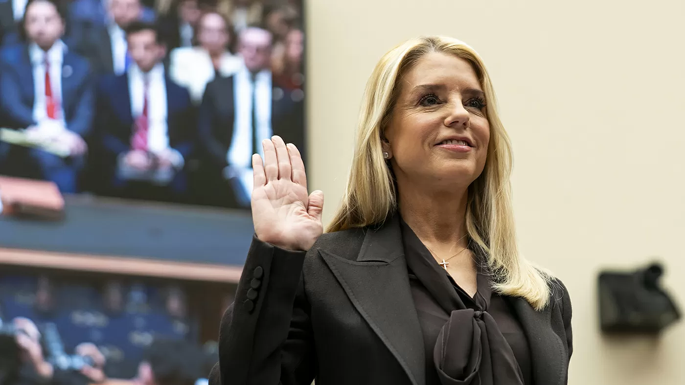 'Good riddance': Lawmakers sound off on Trump's Bondi ouster